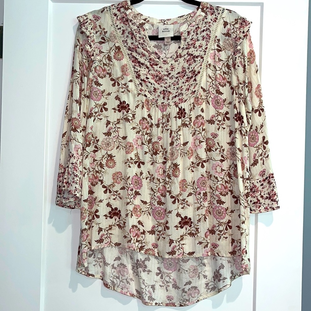 KNOX ROSE Floral High-Low Top with Ruffle Detail - Worn Once - Small